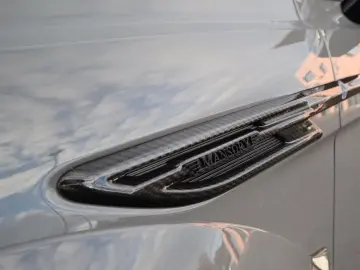 BENTLEY Bentayga V8 S  Mansory Komplettumbau