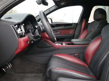 BENTLEY Bentayga V8 S  Mansory Komplettumbau