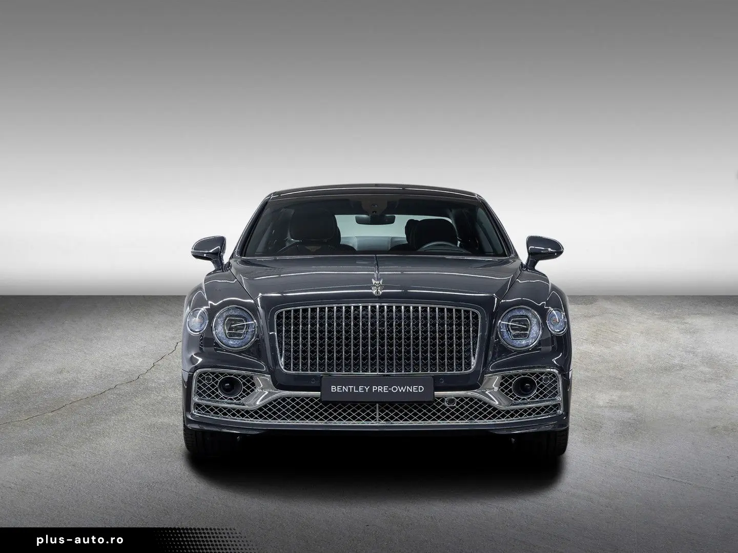 BENTLEY Flying Spur W12  NAIM Rotating Display