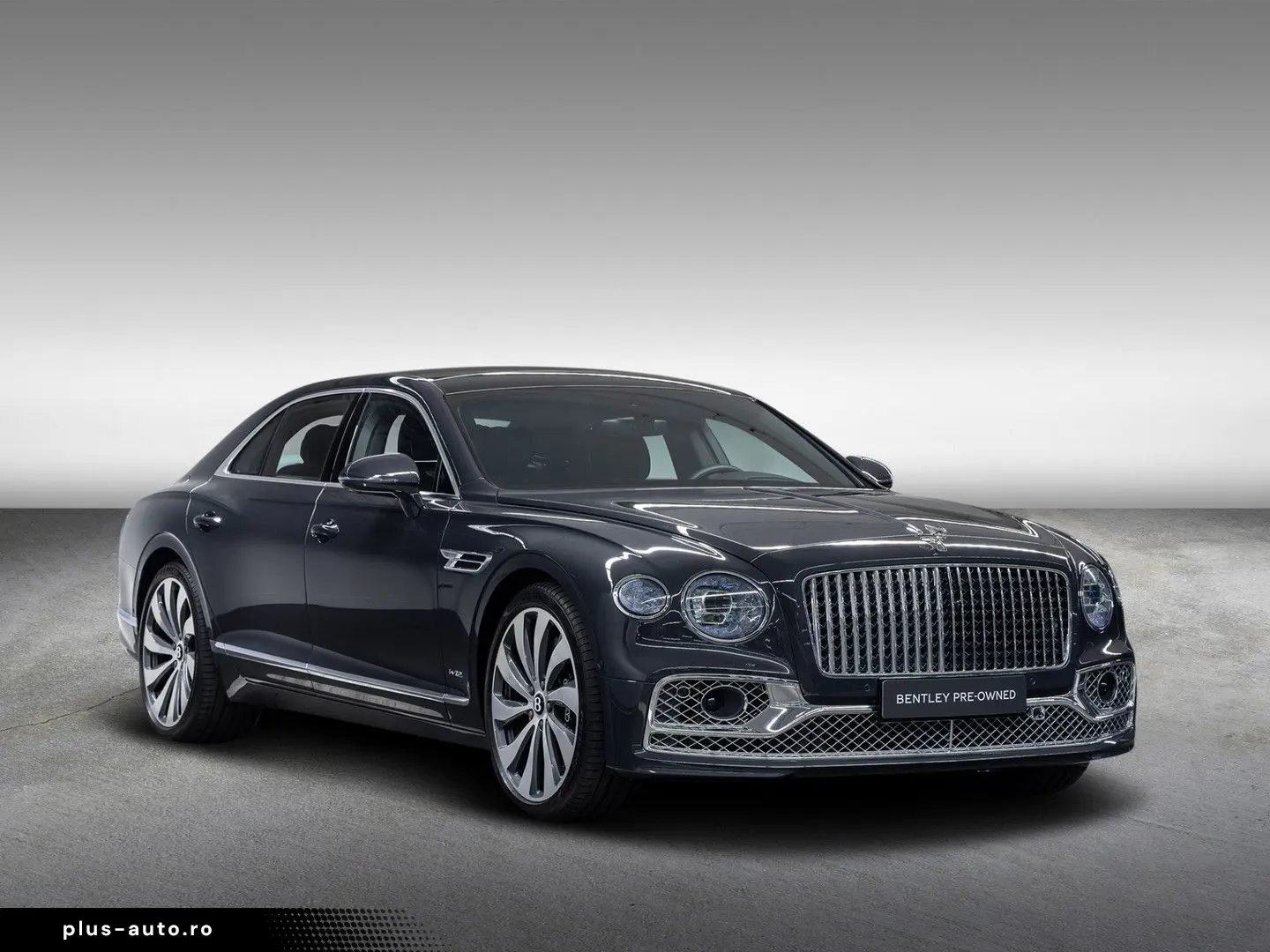 BENTLEY Flying Spur W12  NAIM Rotating Display