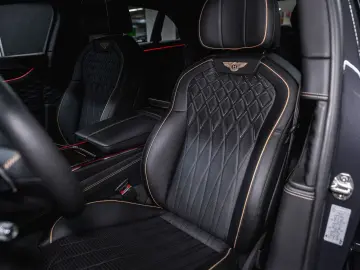 BENTLEY Flying Spur W12  NAIM Rotating Display