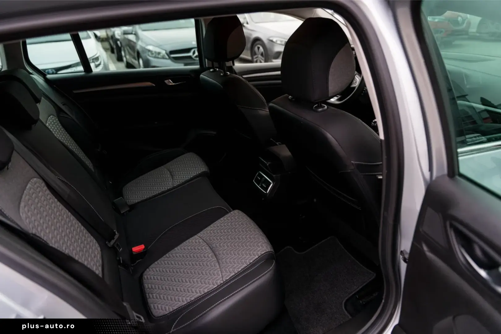 Renault Megane TCe 140 GPF LIMITED