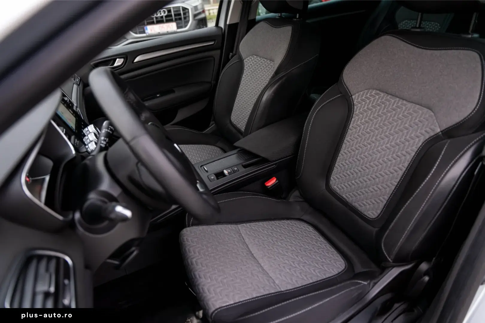 Renault Megane TCe 140 GPF LIMITED