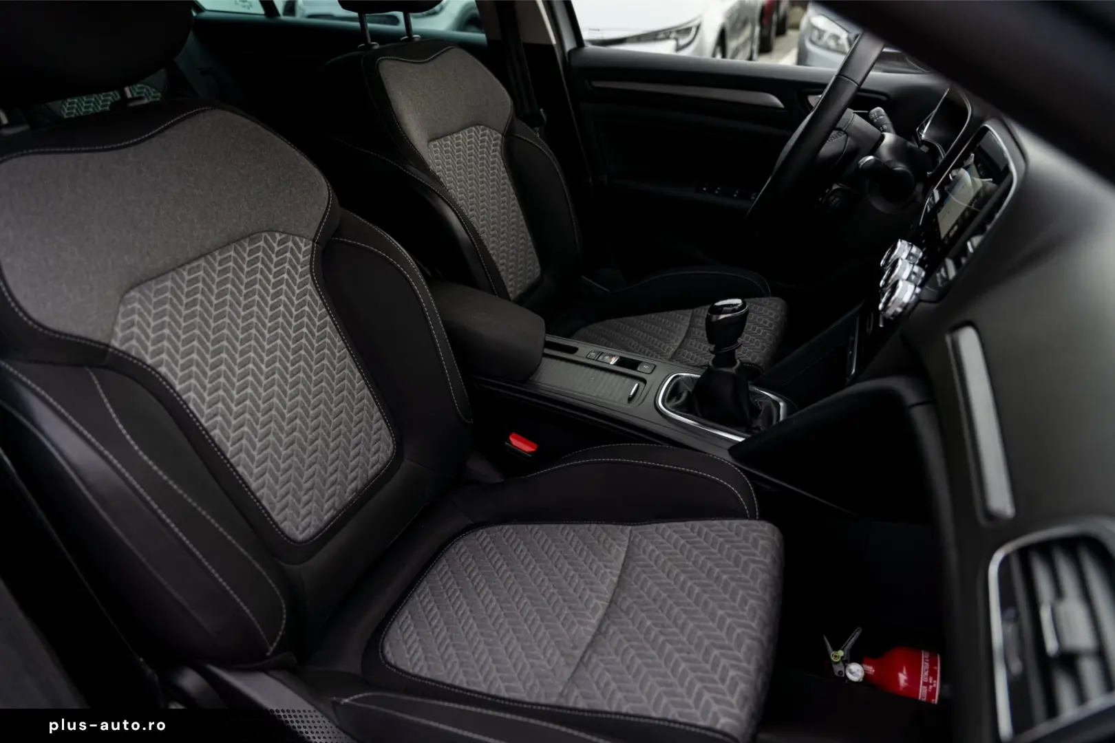 Renault Megane TCe 140 GPF LIMITED