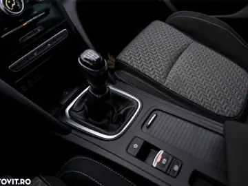 Renault Megane TCe 140 GPF LIMITED