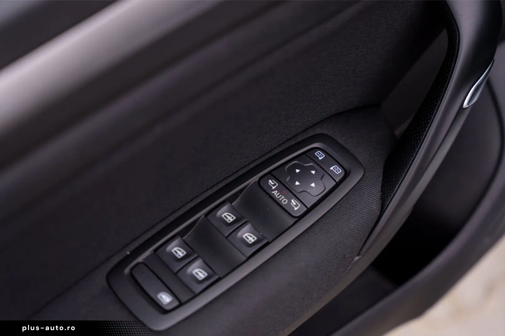 Renault Megane TCe 140 GPF LIMITED