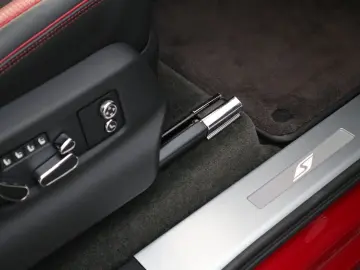 BENTLEY Bentayga V8 S  NAIM Carbon Styling