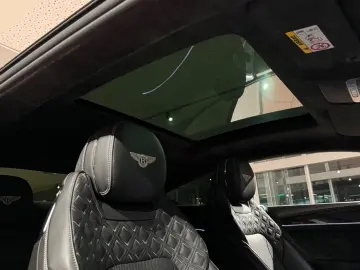 BENTLEY GT V8 Mulliner Carbon-Exterieur Touring B&O Pano