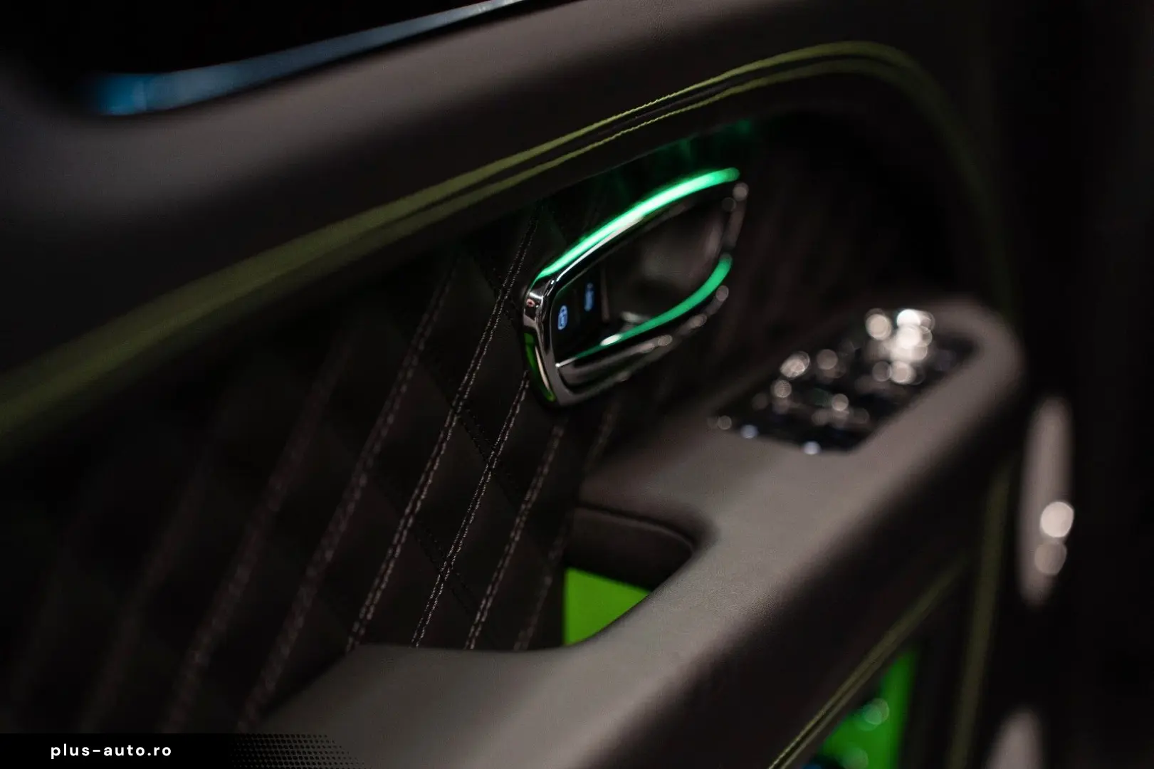 BENTLEY Bentayga S V8 Black Edition