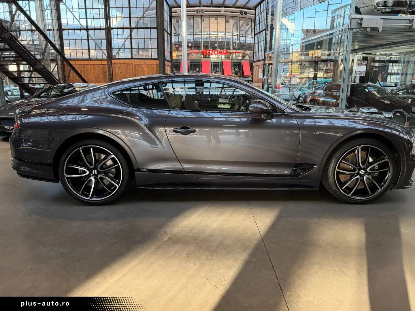 BENTLEY Continental GT V8 Mulliner Specification Carbon
