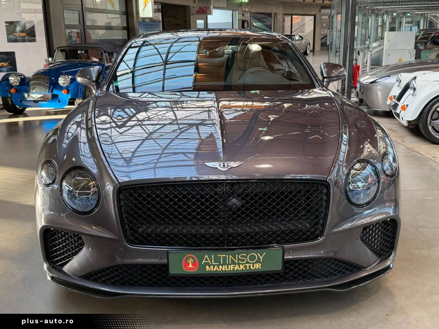 BENTLEY Continental GT V8 Mulliner Specification Carbon