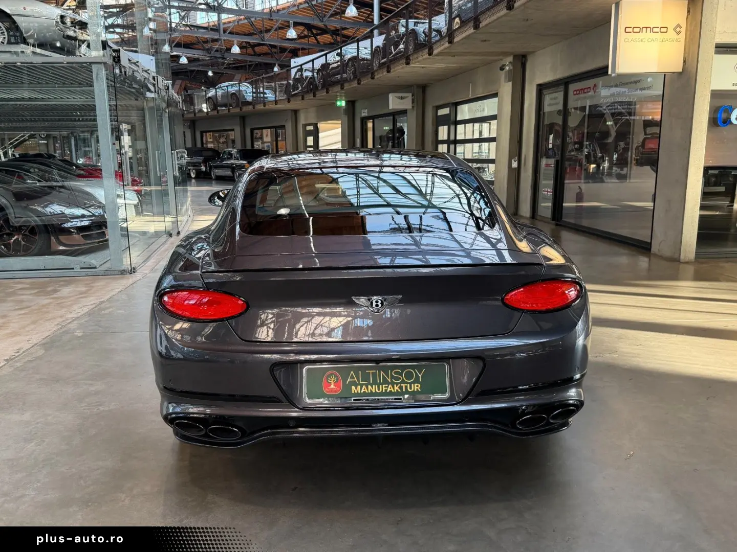 BENTLEY Continental GT V8 Mulliner Specification Carbon