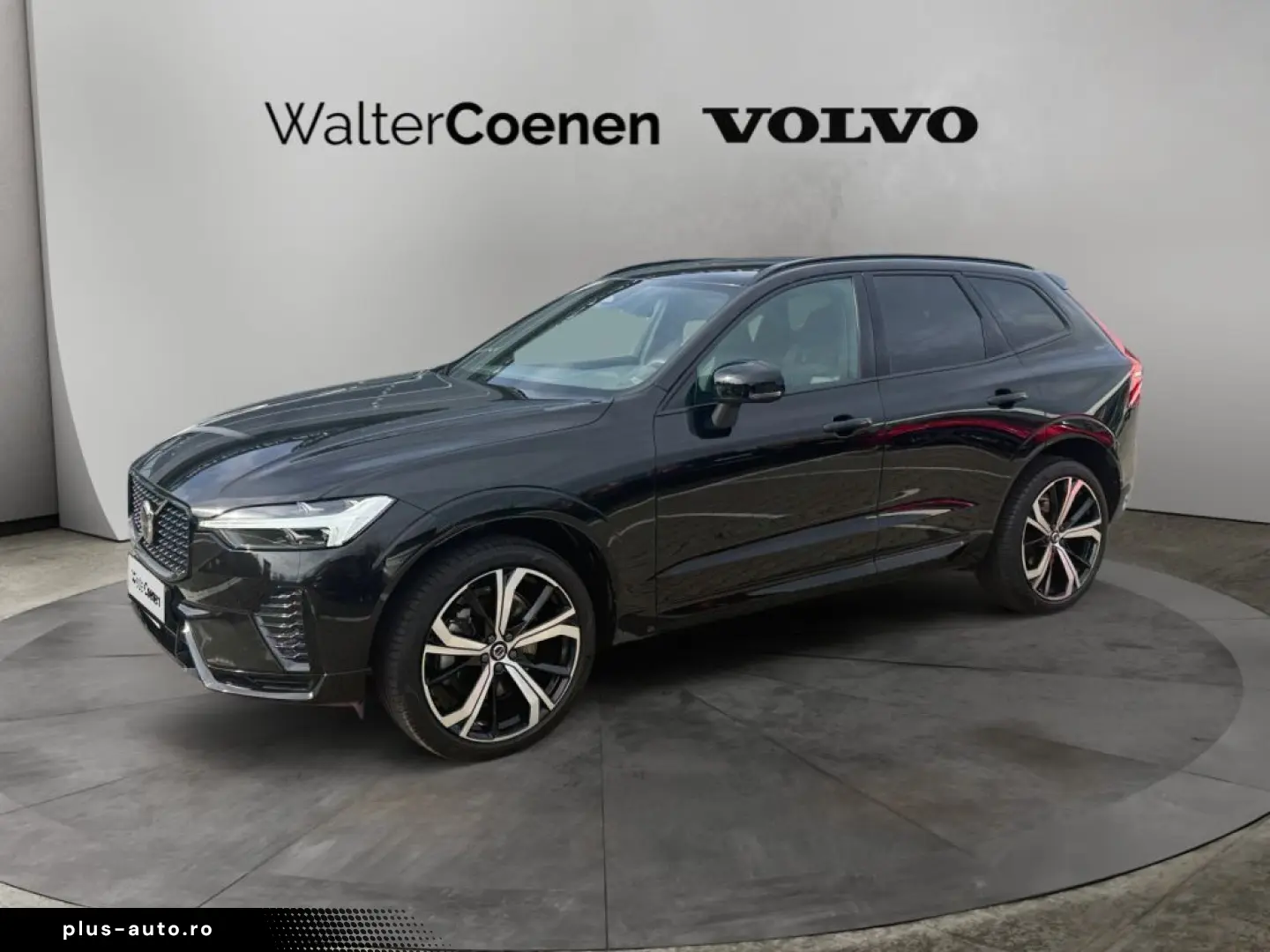 VOLVO XC60 B4 D Plus Dark Frontscheibenheizung AHK sem