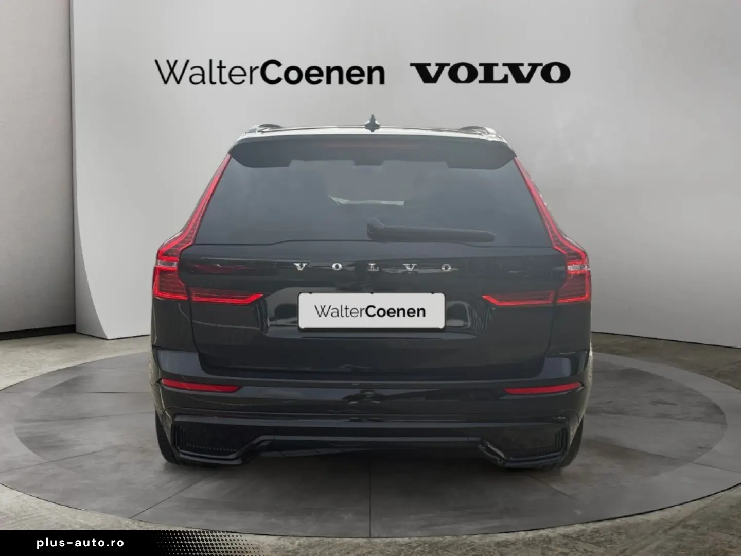 VOLVO XC60 B4 D Plus Dark Frontscheibenheizung AHK sem