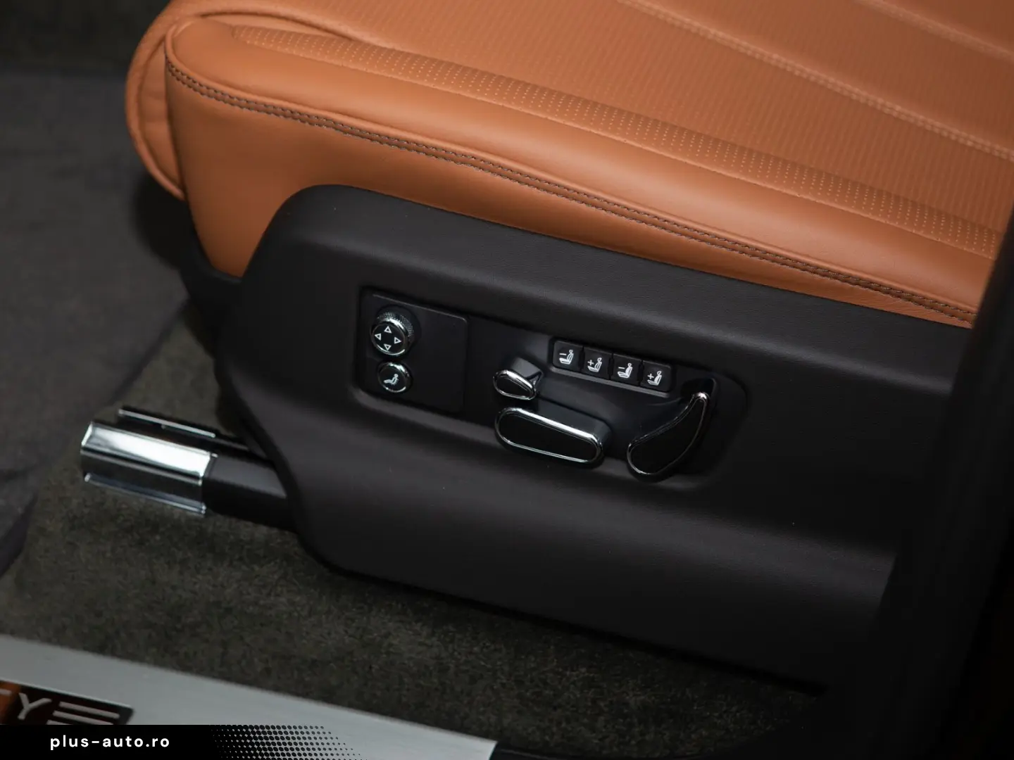 BENTLEY Bentayga 4.0 V8  Front Seat Comfort Mood Light