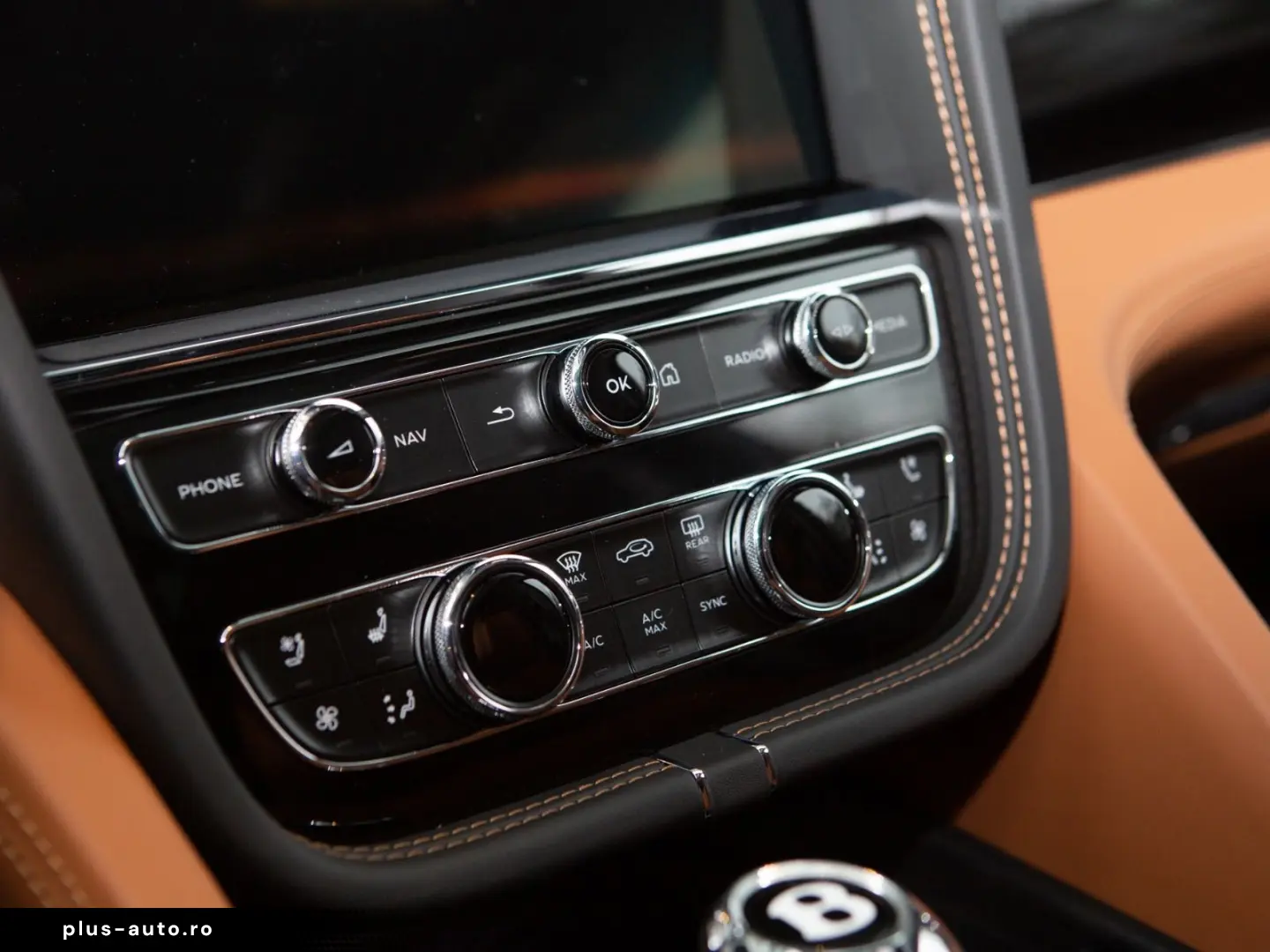 BENTLEY Bentayga 4.0 V8  Front Seat Comfort Mood Light