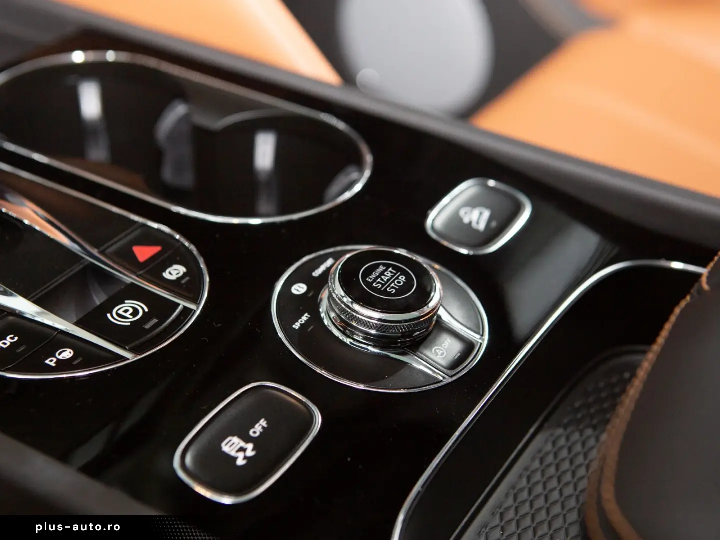 BENTLEY Bentayga 4.0 V8  Front Seat Comfort Mood Light