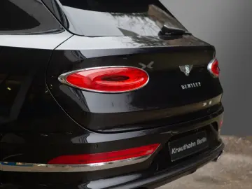 BENTLEY Bentayga 4.0 V8  Front Seat Comfort Mood Light