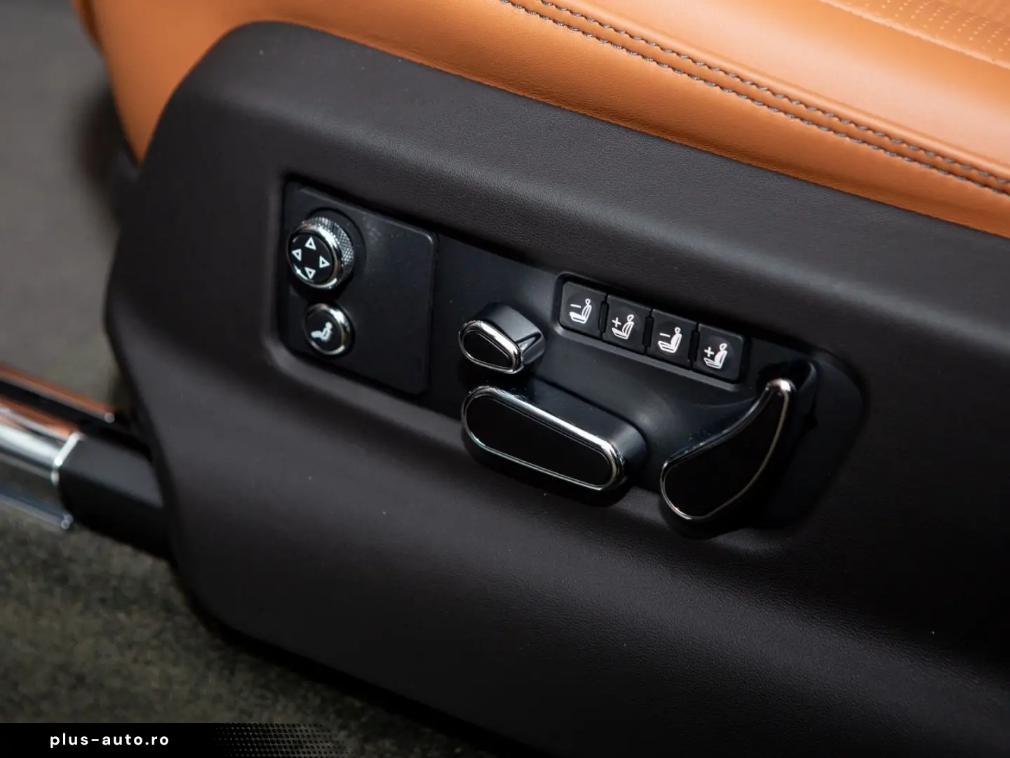 BENTLEY Bentayga 4.0 V8  Front Seat Comfort Mood Light