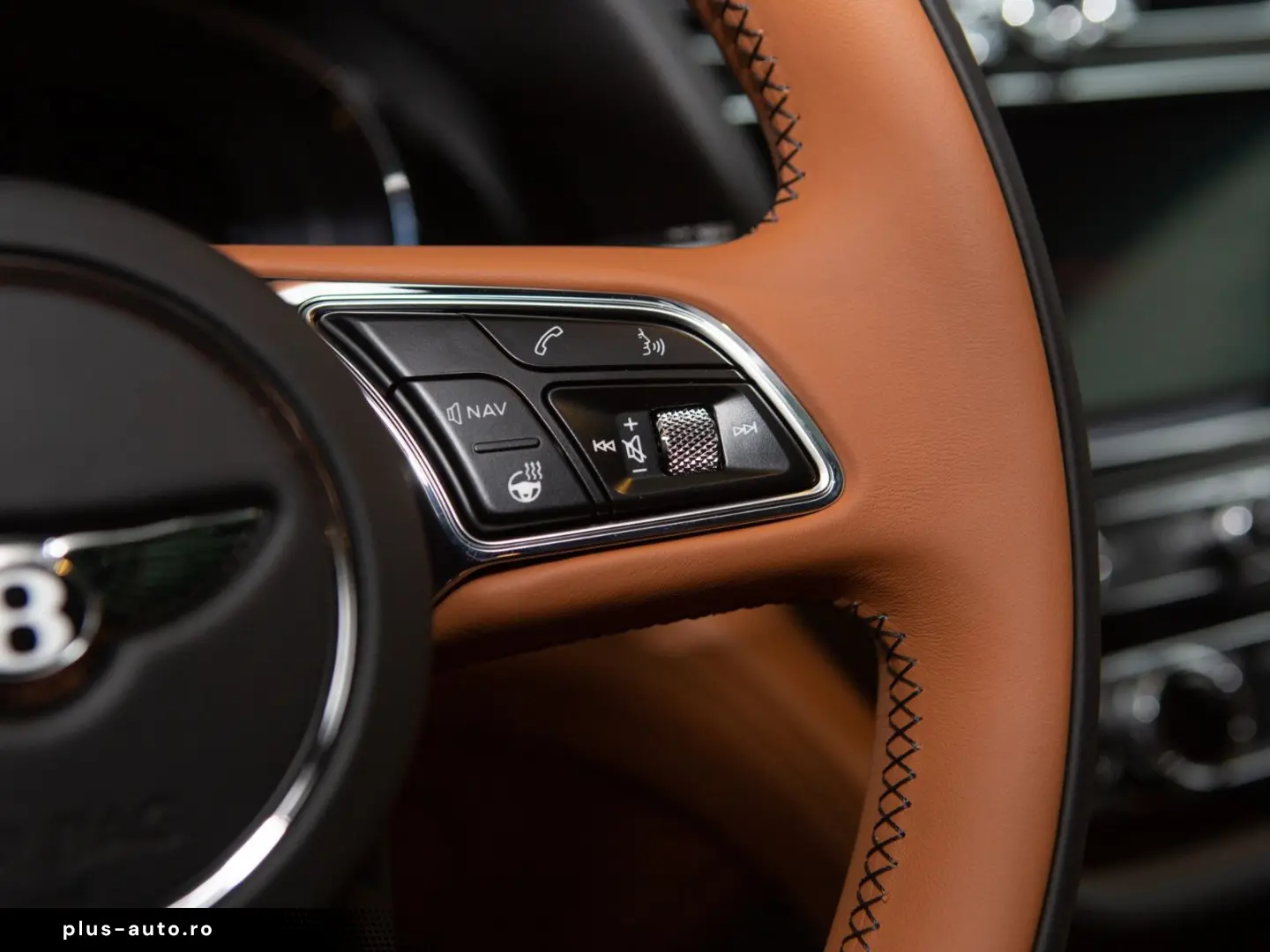 BENTLEY Bentayga 4.0 V8  Front Seat Comfort Mood Light