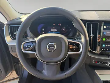 VOLVO XC60 T6 AWD Plug-in Hybrid Plus Dark 360  Busine