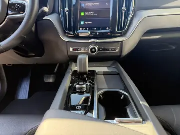 VOLVO XC60 T6 AWD Plug-in Hybrid Plus Dark 360  Busine