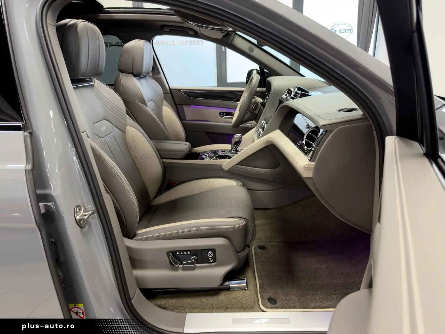 BENTLEY BENTAYGA V8 S CARBON NAIM MASSAGE PANO FULL!