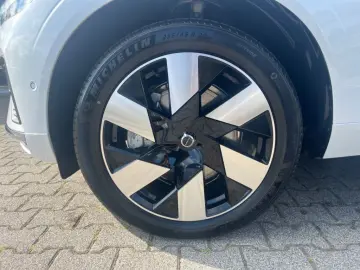 VOLVO XC60 T6 AWD Plug-in Hybrid Plus Bright 360  Harm