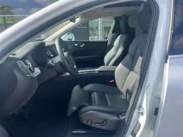 VOLVO XC60 T6 AWD Plug-in Hybrid Plus Bright 360  Harm