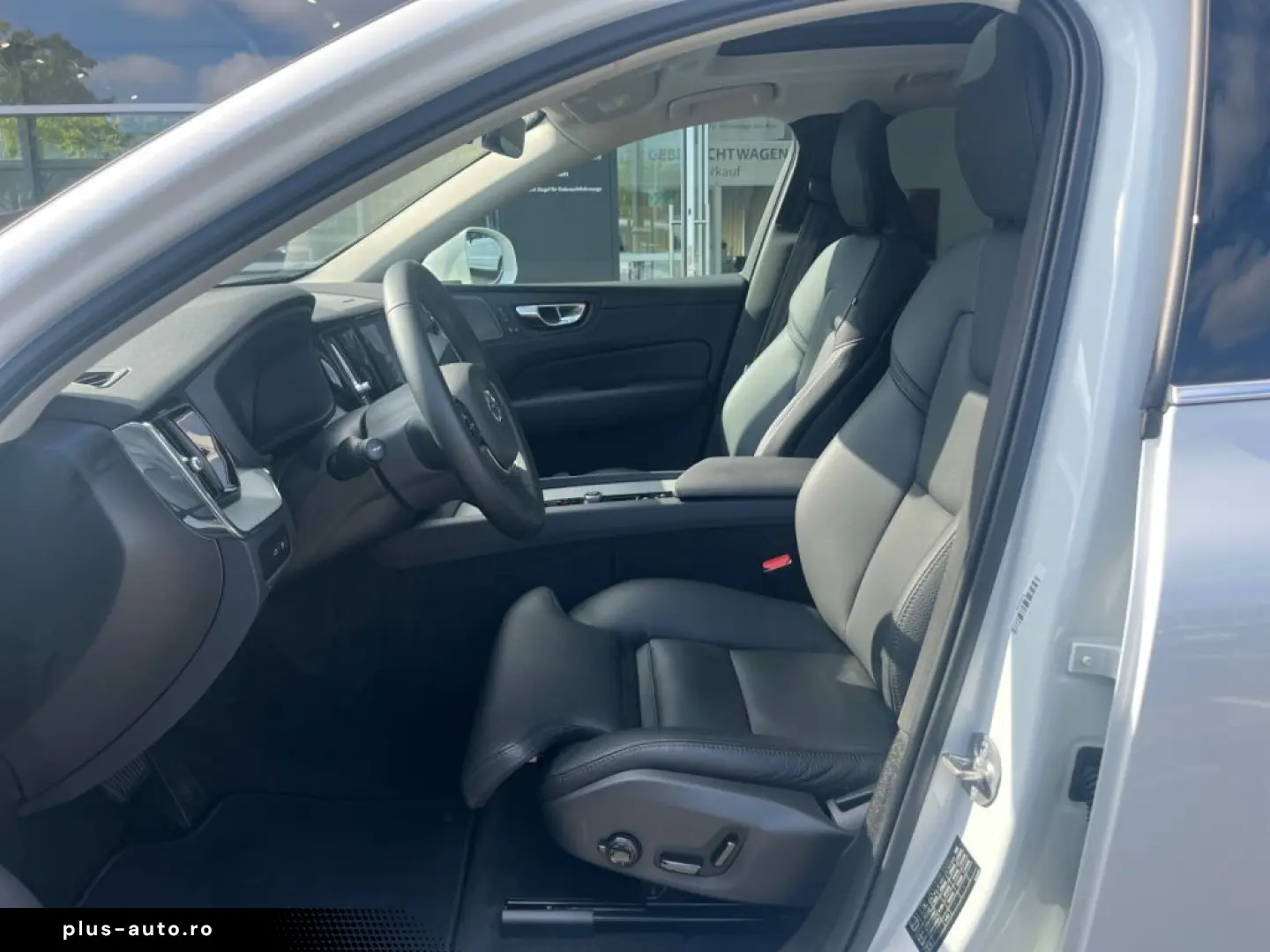 VOLVO XC60 T6 AWD Plug-in Hybrid Plus Bright 360  Harm