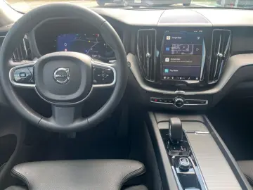 VOLVO XC60 T6 AWD Plug-in Hybrid Plus Bright 360  Harm