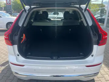 VOLVO XC60 T6 AWD Plug-in Hybrid Plus Bright 360  Harm