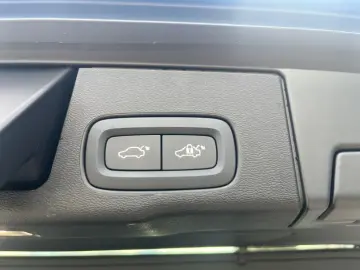 VOLVO XC60 T6 AWD Plug-in Hybrid Plus Bright 360  Harm