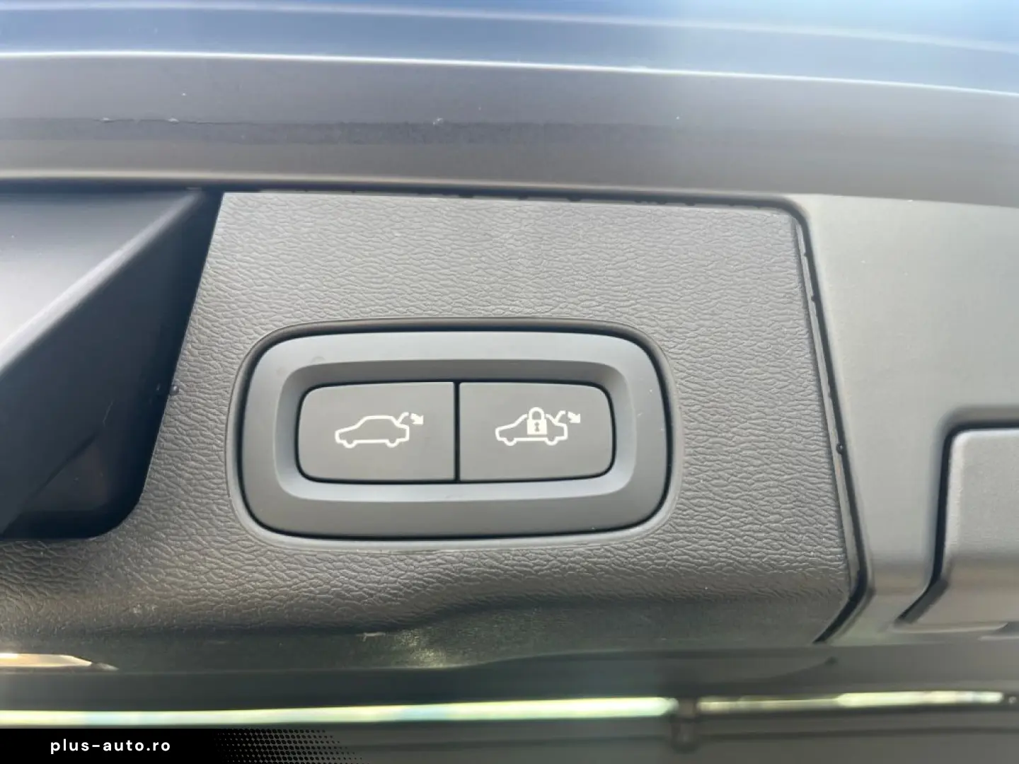 VOLVO XC60 T6 AWD Plug-in Hybrid Plus Bright 360  Harm