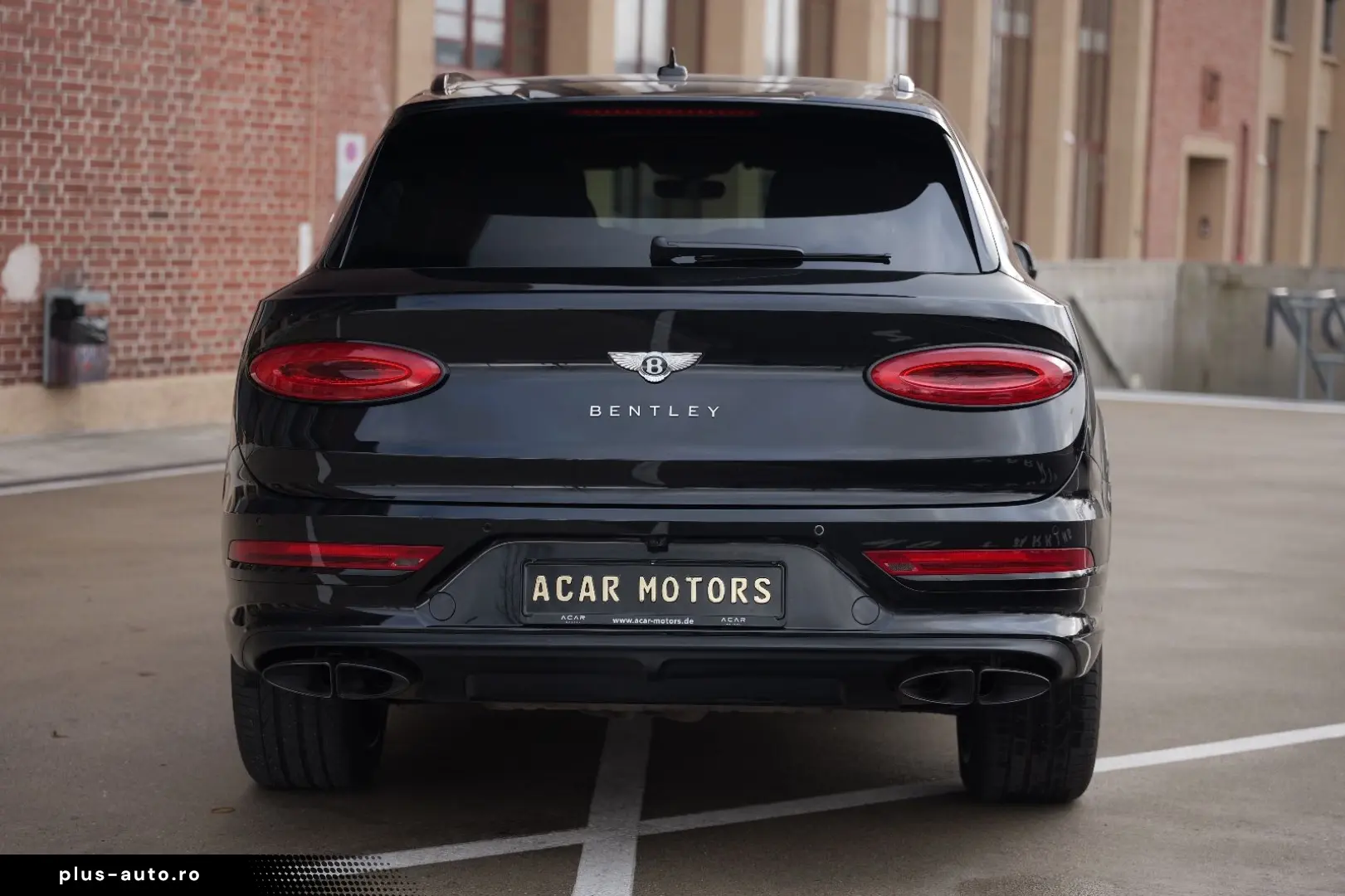 BENTLEY Bentayga 4.0 V8 EWB Azure 4WD Long Lang