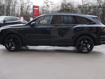 BENTLEY Bentayga 4.0 V8 EWB Azure 4WD Long Lang