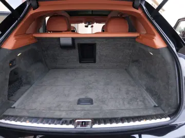 BENTLEY Bentayga 4.0 V8 EWB Azure 4WD Long Lang