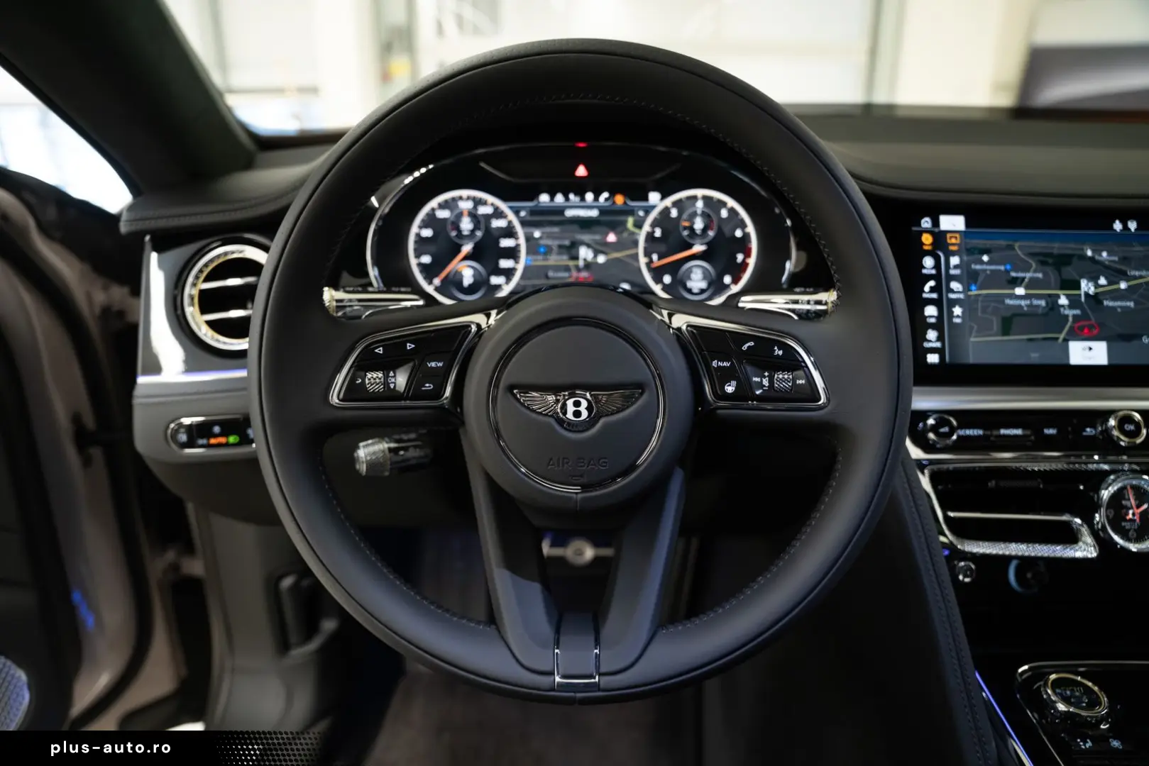 BENTLEY Flying Spur Azure V8