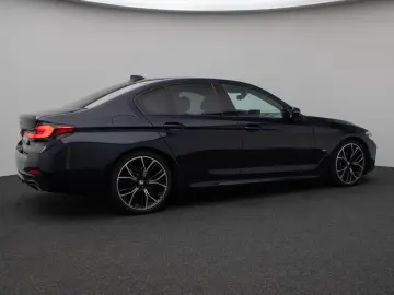 BMW 540d  xD M Sport Kamera HUD DAB H K Alarm 20Zoll