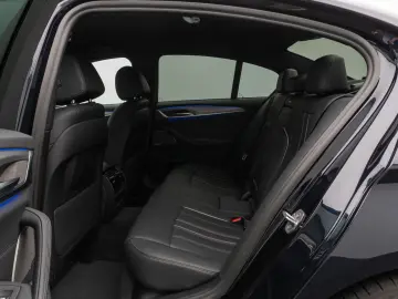 BMW 540d  xD M Sport Kamera HUD DAB H K Alarm 20Zoll