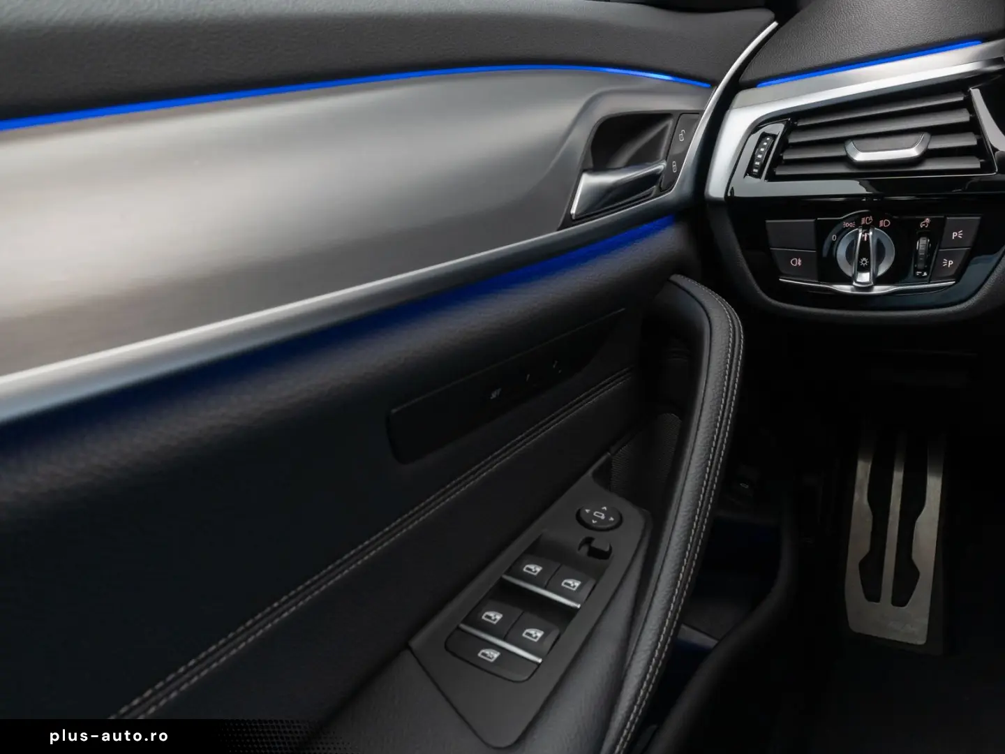 BMW 540d  xD M Sport Kamera HUD DAB H K Alarm 20Zoll