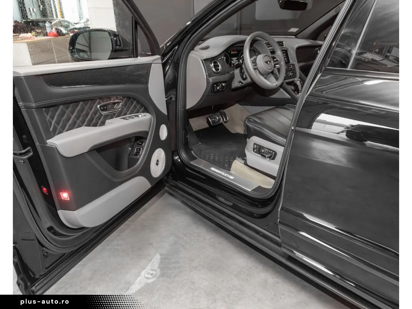 BENTLEY Bentayga V8 FIRST EDITION   STARTECH  LED MULLIN