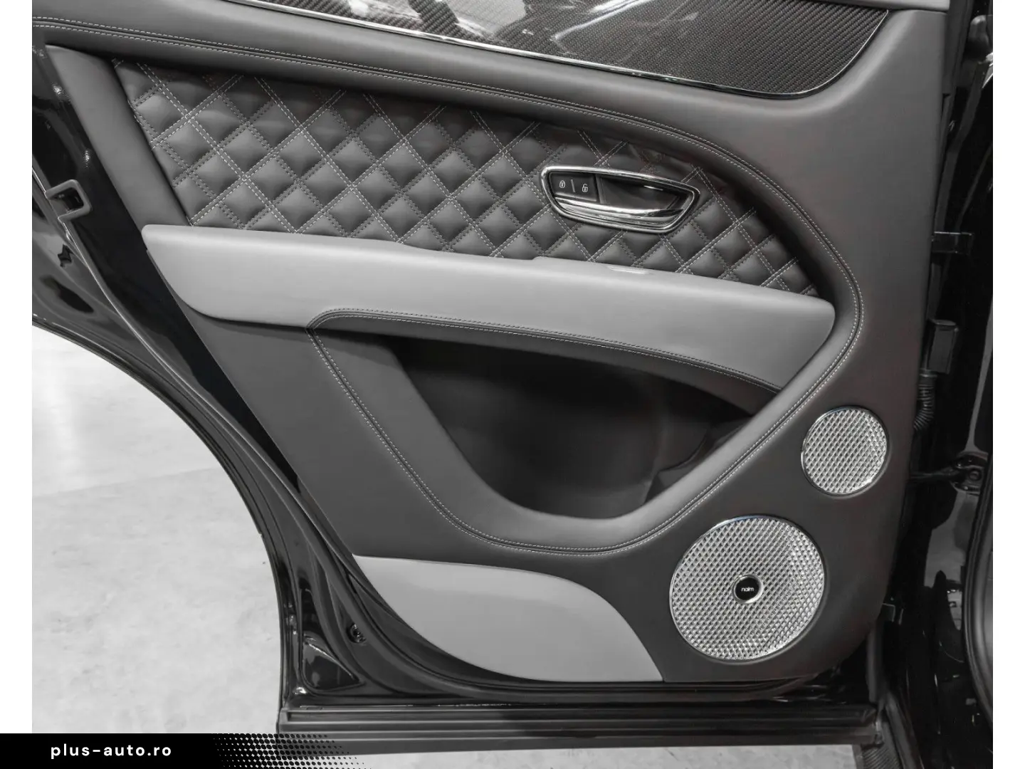 BENTLEY Bentayga V8 FIRST EDITION   STARTECH  LED MULLIN