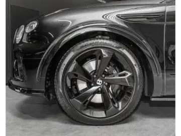 BENTLEY Bentayga V8 FIRST EDITION   STARTECH  LED MULLIN