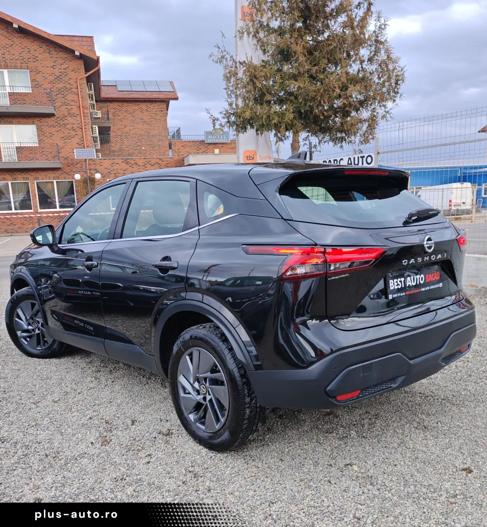 Nissan Qashqai 2022  1 3 Benzina  120.000 Km  TVA INCLUS