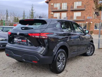Nissan Qashqai 2022  1 3 Benzina  120.000 Km  TVA INCLUS