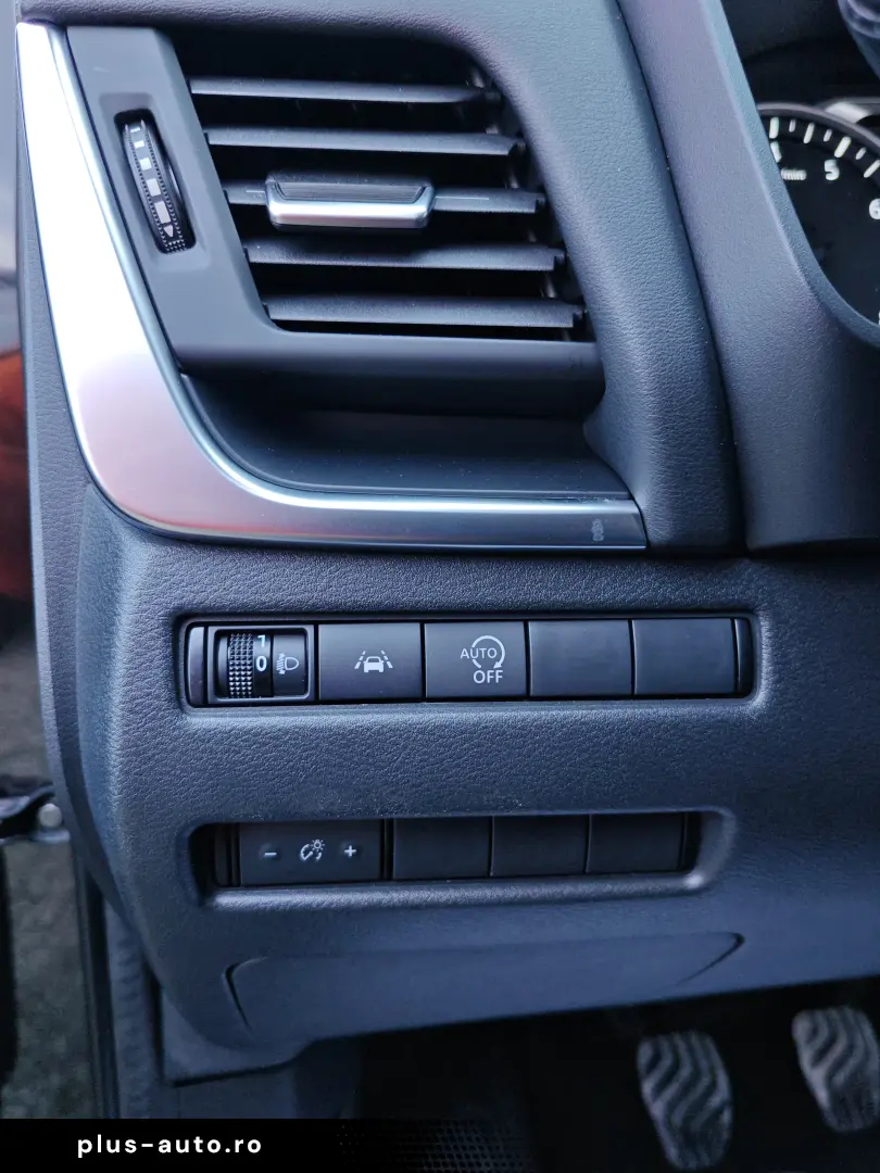 Nissan Qashqai 2022  1 3 Benzina  120.000 Km  TVA INCLUS