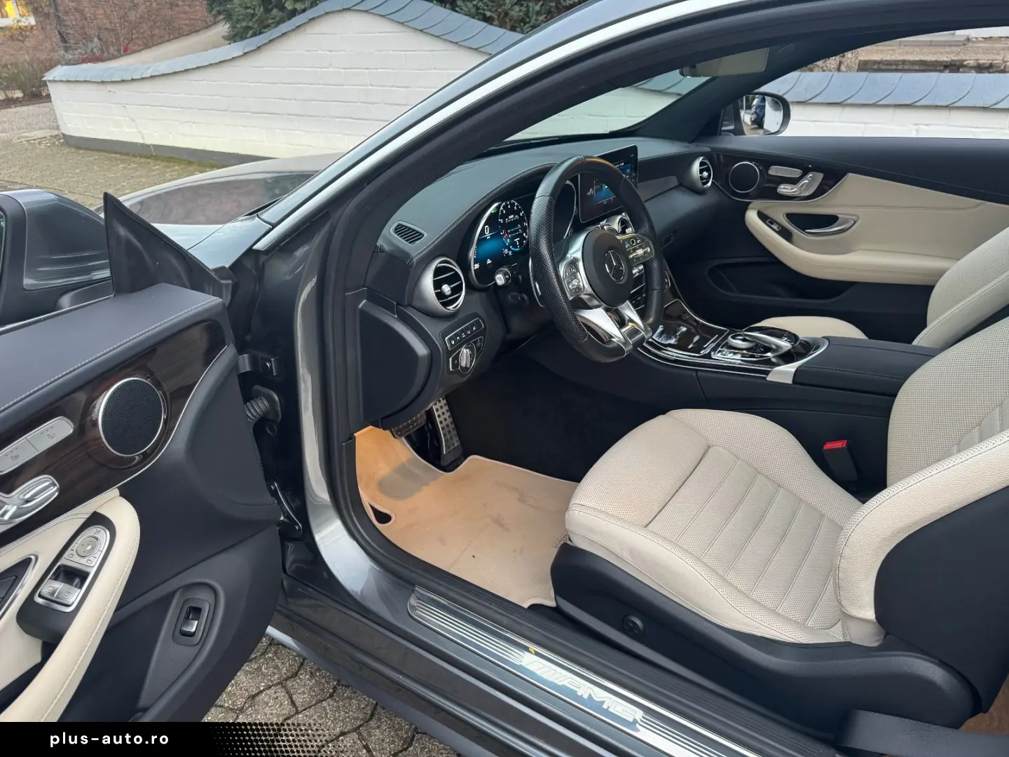 MERCEDES-BENZ C 43 AMG Coupe PANORAMA MULTIBEAM HUD