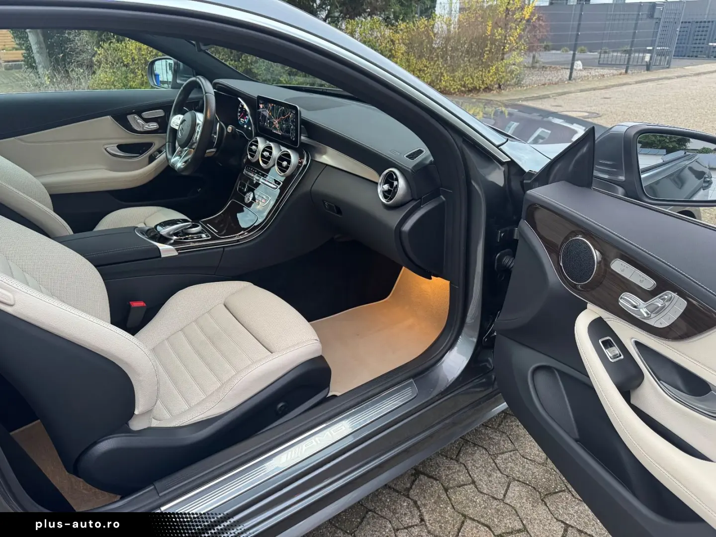 MERCEDES-BENZ C 43 AMG Coupe PANORAMA MULTIBEAM HUD