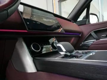 LAND ROVER RR 3.0 PHEV LWB Long Autobiography SV red garnet